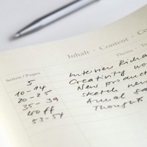 Caiet de birou LEUCHTTURM, A5, coperta flexibila, dictando - gri deschis - ACOMI.ro